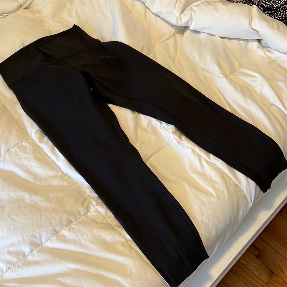 Lululemon cropped leggings